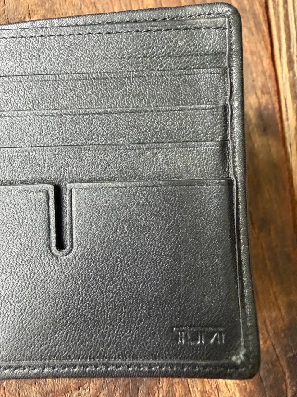 Tumi Global Center Flip Pass Case Wallet - Picture 3 of 5